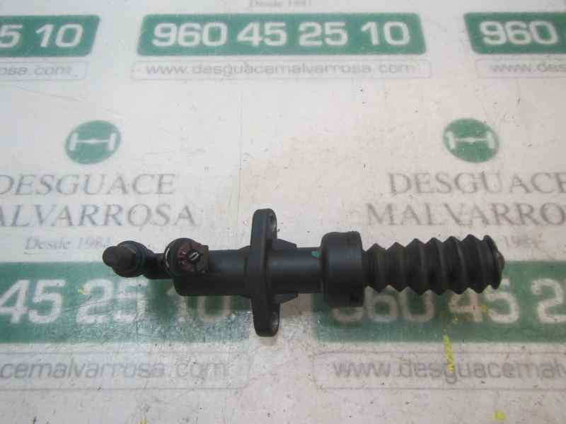 Recambio de bombin embrague para peugeot 308 1.6 16v hdi fap referencia OEM IAM 218295  