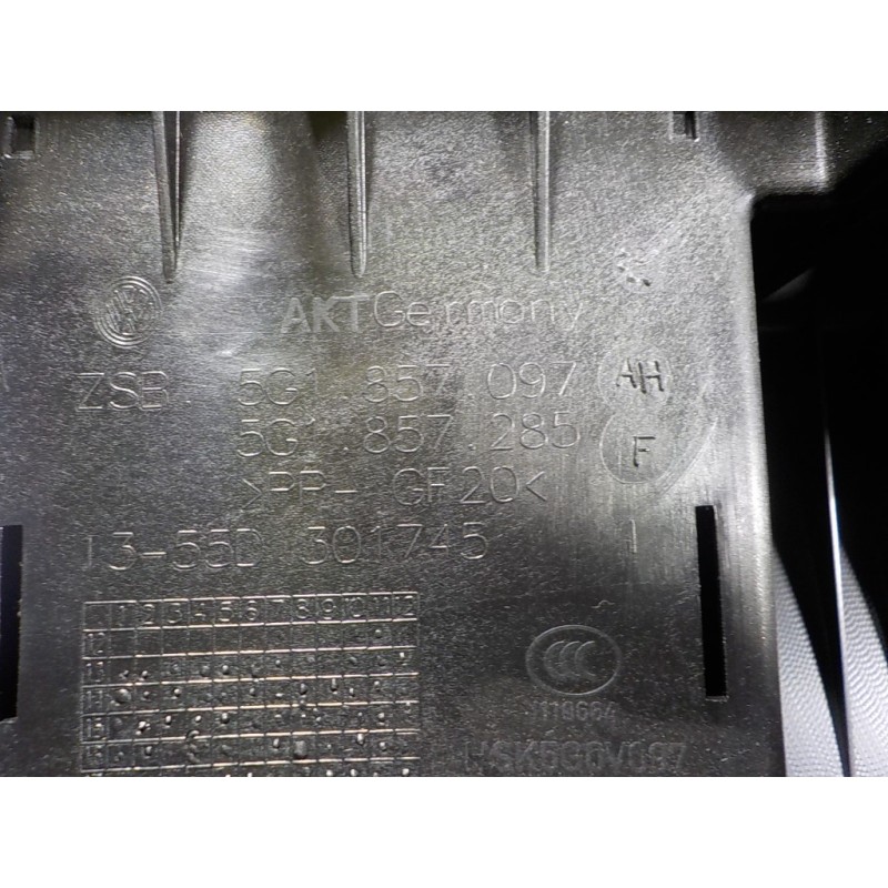 Recambio de guantera para volkswagen golf vii lim. (bq1) 1.5 16v tsi act referencia OEM IAM 5G1857114G 5G1857097 
