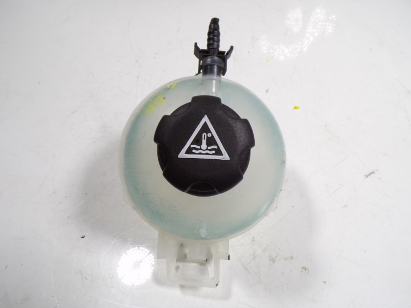 Recambio de deposito expansion para toyota proace city 1.5 dci referencia OEM IAM   