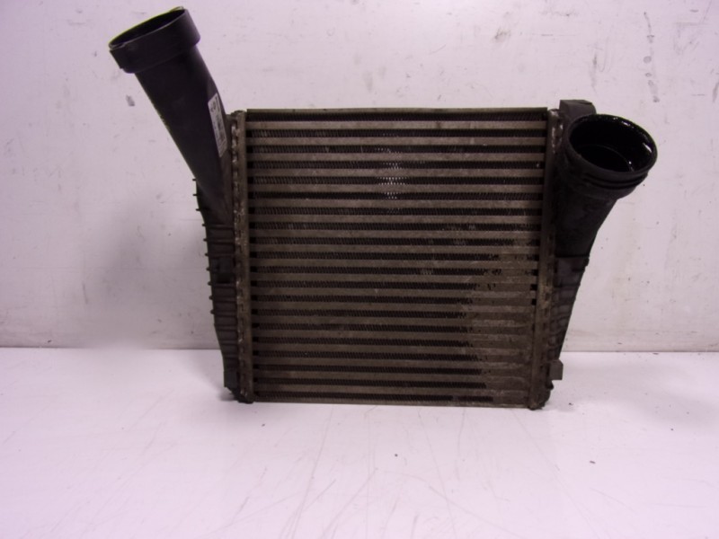 Recambio de intercooler para audi q7 (4l) 3.0 v6 24v tdi referencia OEM IAM 7L6145803D 7L6145803C 