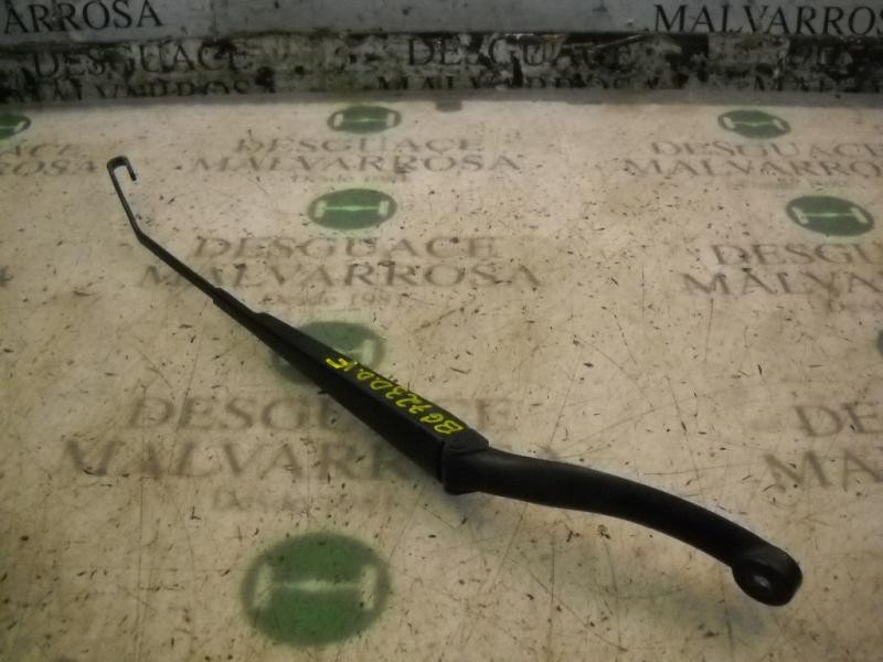 Recambio de brazo limpia delantero derecho para peugeot 307 break / sw (s1) sw referencia OEM IAM   