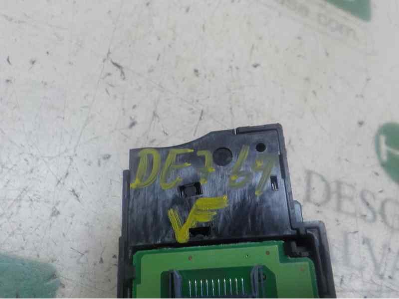 Recambio de mando intermitentes para ford focus lim. 1.5 tdci cat referencia OEM IAM 1883869 AV6T13335AE 