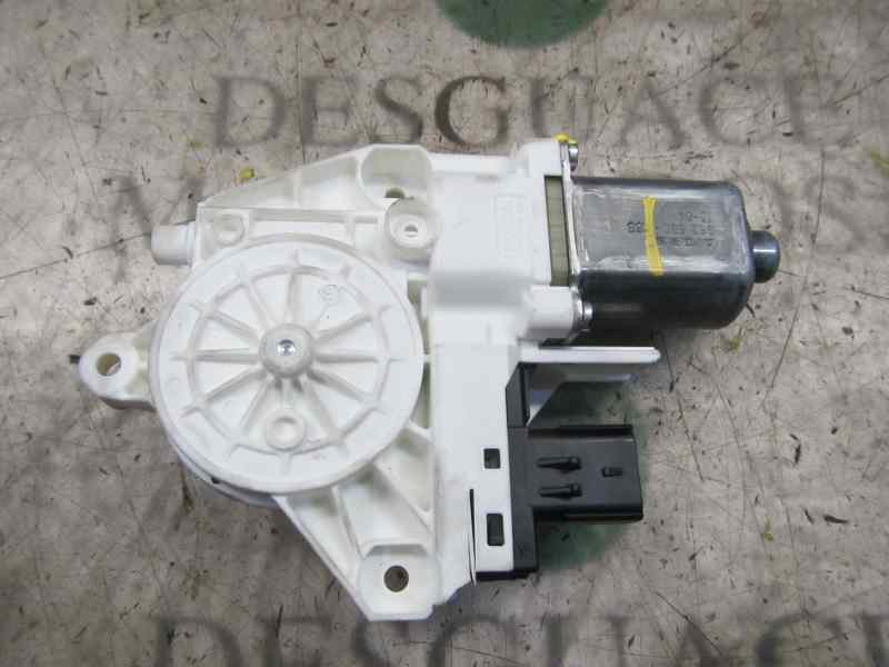 Recambio de motor elevalunas delantero derecho para dodge journey 2.0 16v crd cat referencia OEM IAM   