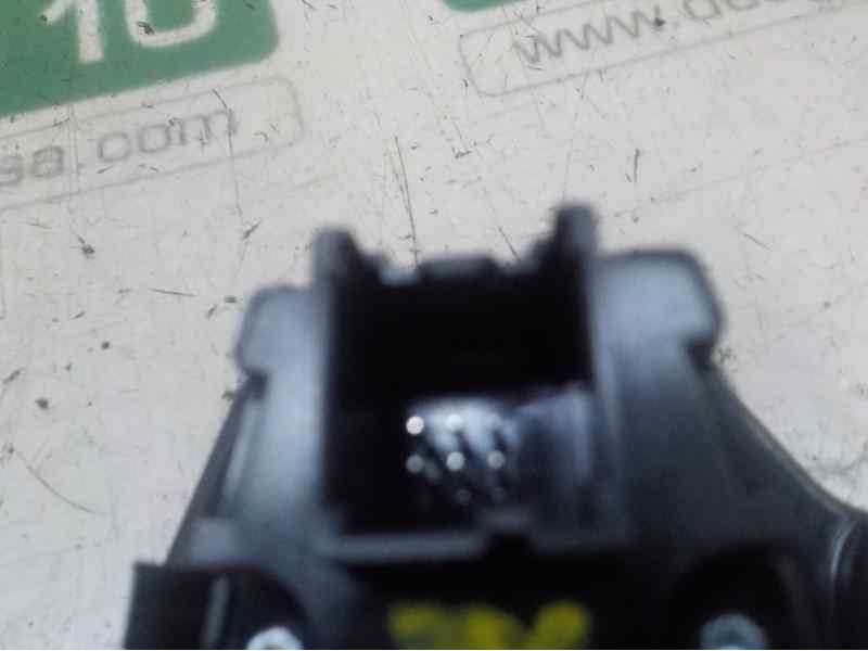 Recambio de mando luces para ford focus lim. 1.5 tdci cat referencia OEM IAM 2044625 F1ET13A024CA 