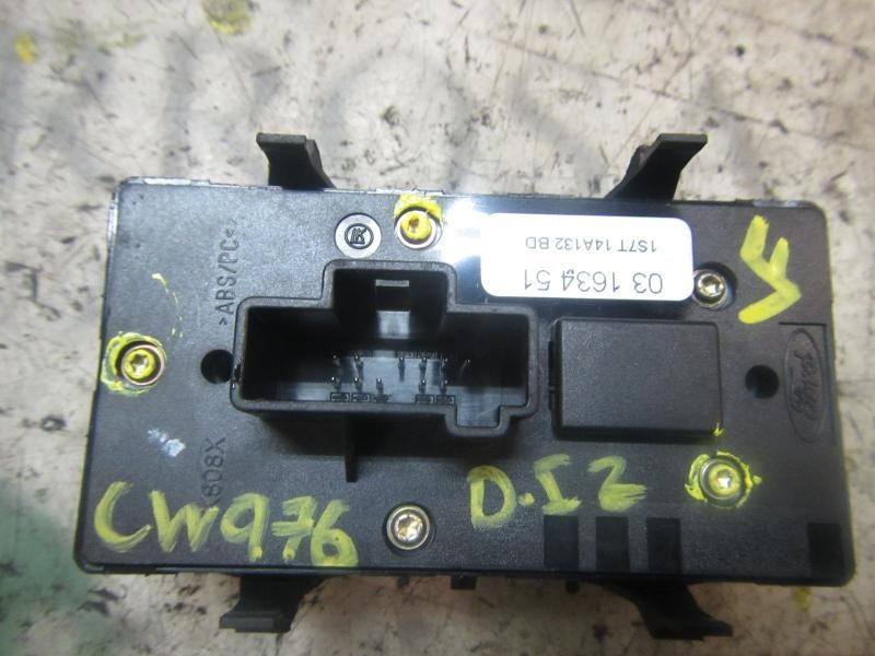 Recambio de mando elevalunas delantero izquierdo para ford mondeo berlina (ge) ambiente referencia OEM IAM   