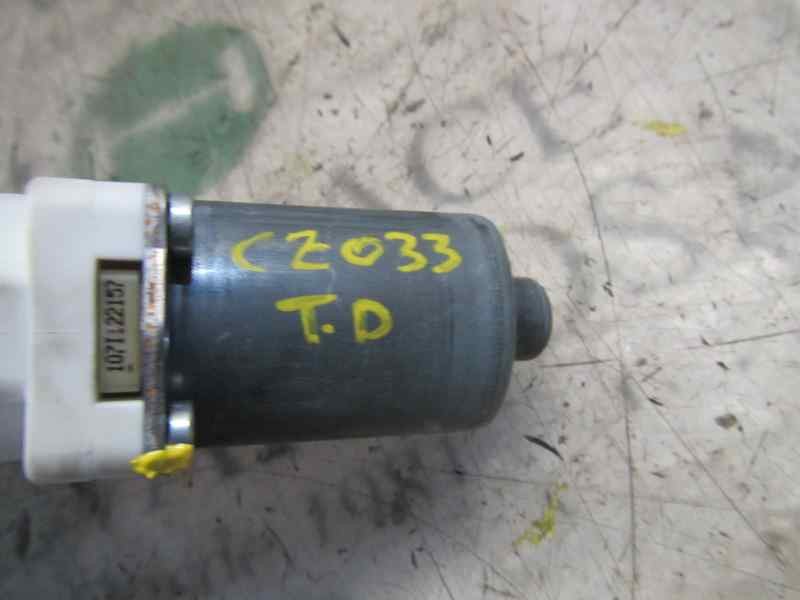 Recambio de motor elevalunas trasero derecho para dodge journey 2.0 16v crd cat referencia OEM IAM   