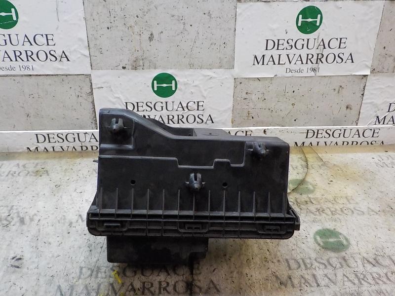 Recambio de filtro aire para dodge caliber 2.0 16v crd cat referencia OEM IAM 5183089AA  