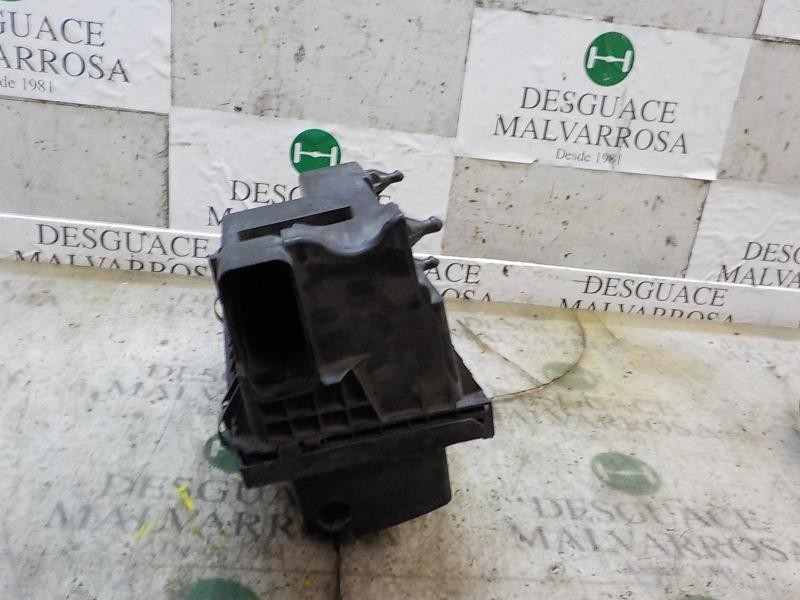 Recambio de filtro aire para dodge caliber 2.0 16v crd cat referencia OEM IAM 5183089AA  