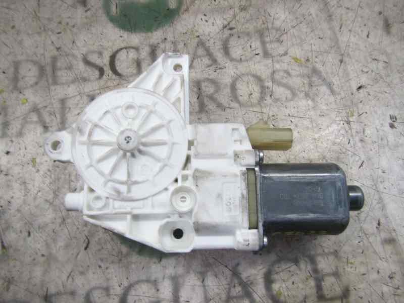 Recambio de motor elevalunas trasero izquierdo para dodge journey 2.0 16v crd cat referencia OEM IAM   