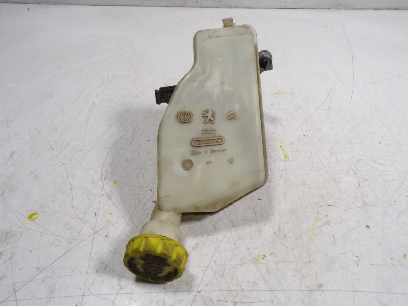 Recambio de bomba freno para citroën c3 picasso 1.4 16v referencia OEM IAM 4601R8 32069745 