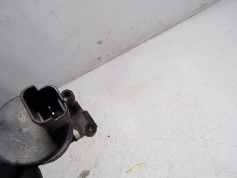 Recambio de bomba limpia para citroën c3 picasso 1.4 16v referencia OEM IAM 643475 9641553980 