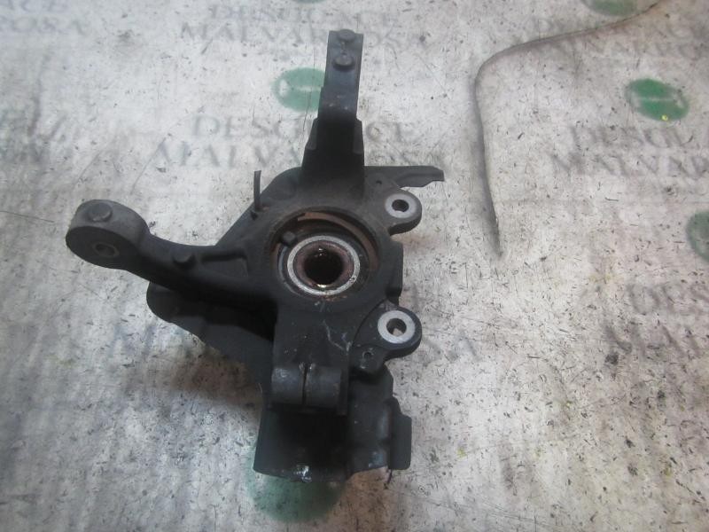 Recambio de mangueta delantera izquierda para fiat doblo 1.3 16v jtd cat referencia OEM IAM 52043100  