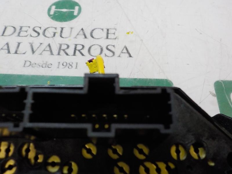 Recambio de mando luces para ford ka (ccu) titanium+ referencia OEM IAM  1790290 