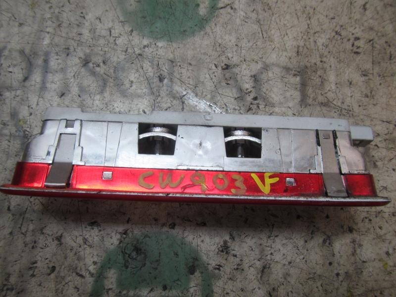 Recambio de piloto trasero central para fiat doblo 1.3 16v jtd cat referencia OEM IAM 51821699  