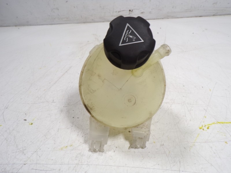 Recambio de deposito expansion para citroën c3 picasso 1.4 16v referencia OEM IAM 9800777280  