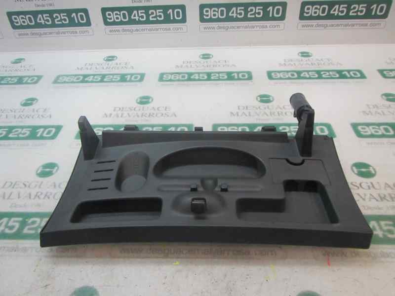 Recambio de guantera para peugeot 308 1.6 16v hdi fap referencia OEM IAM 8226LE  