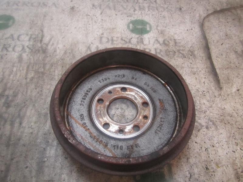 Recambio de tambor freno trasero para fiat doblo 1.3 16v jtd cat referencia OEM IAM 51864509  