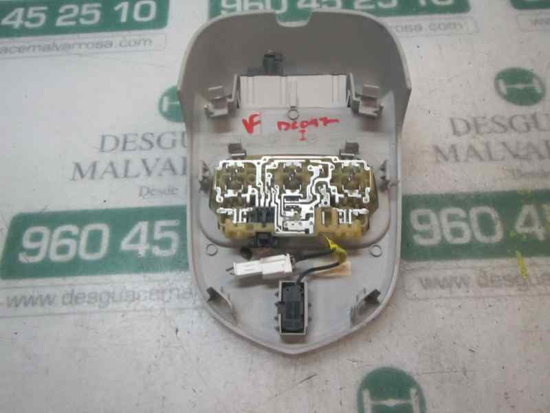 Recambio de piloto interior para peugeot 308 1.6 16v hdi fap referencia OEM IAM 6362Q2  