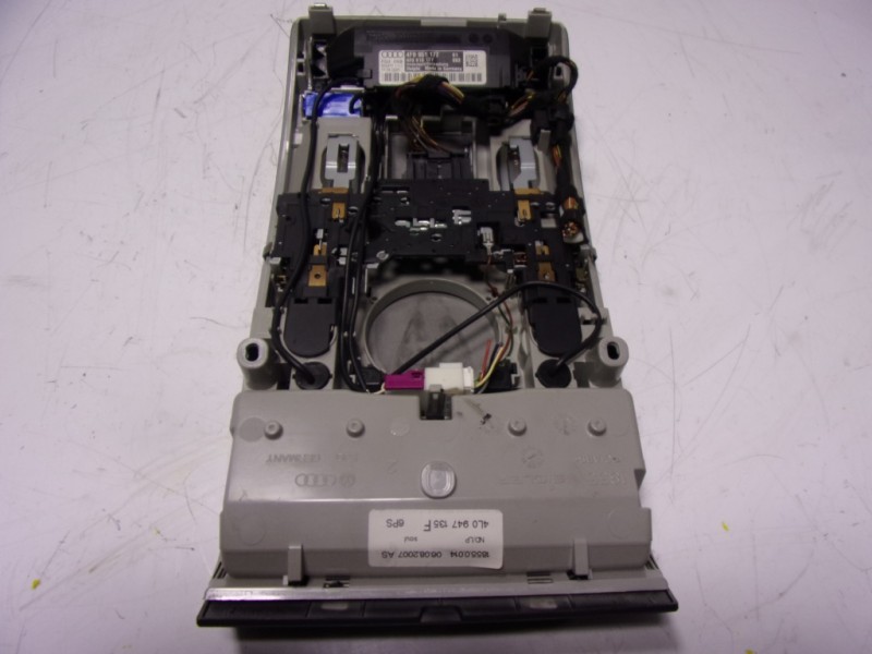 Recambio de piloto interior para audi q7 (4l) 3.0 v6 24v tdi referencia OEM IAM 4L09471406PS  