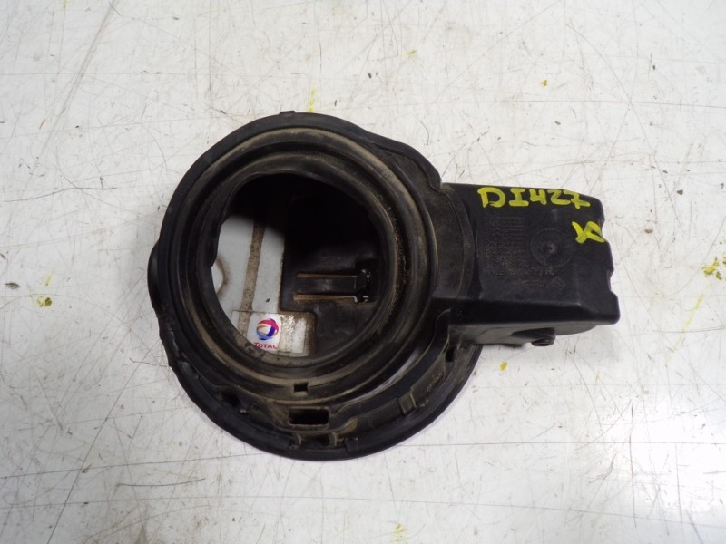 Recambio de tapa combustible para citroën c3 picasso 1.4 16v referencia OEM IAM 1517G8  