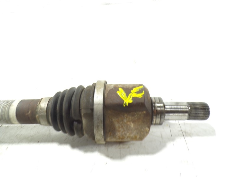 Recambio de transmision izquierda para citroën c3 picasso 1.4 16v referencia OEM IAM 3272ZL 9656135280 