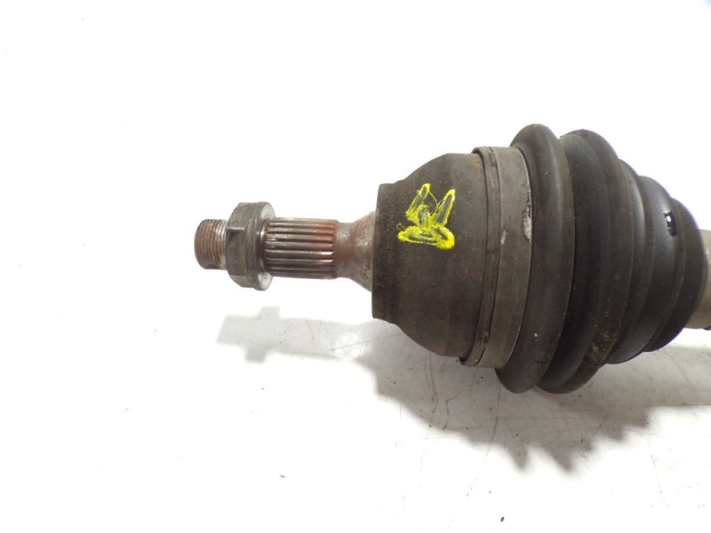 Recambio de transmision izquierda para citroën c3 picasso 1.4 16v referencia OEM IAM 3272ZL 9656135280 