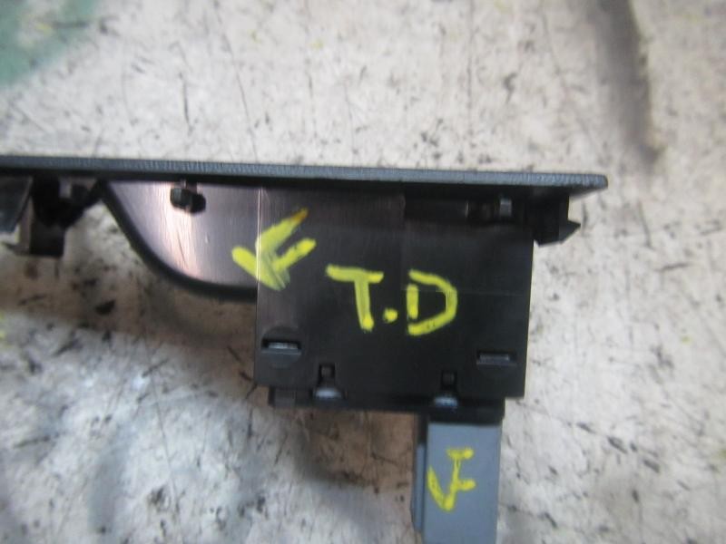 Recambio de mando elevalunas trasero derecho para seat leon (1p1) reference referencia OEM IAM 7L6959855BREH  