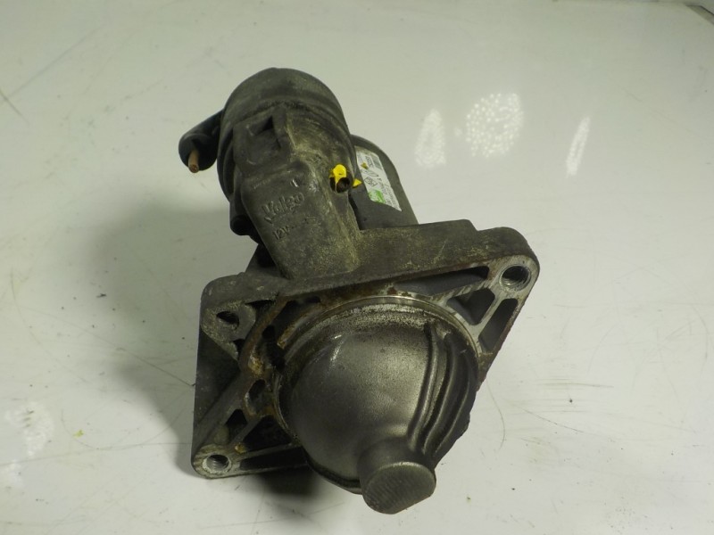 Recambio de motor arranque para renault koleos bose edition referencia OEM IAM  8200568535E 