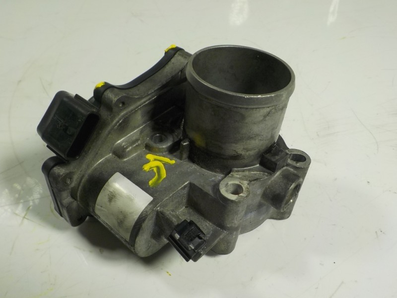 Recambio de caja mariposa para renault koleos bose edition referencia OEM IAM  8200987453B 