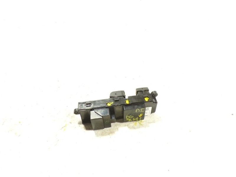 Recambio de mando elevalunas delantero izquierdo para suzuki baleno 1.0 12v boosterjet cat referencia OEM IAM  3799088P60 