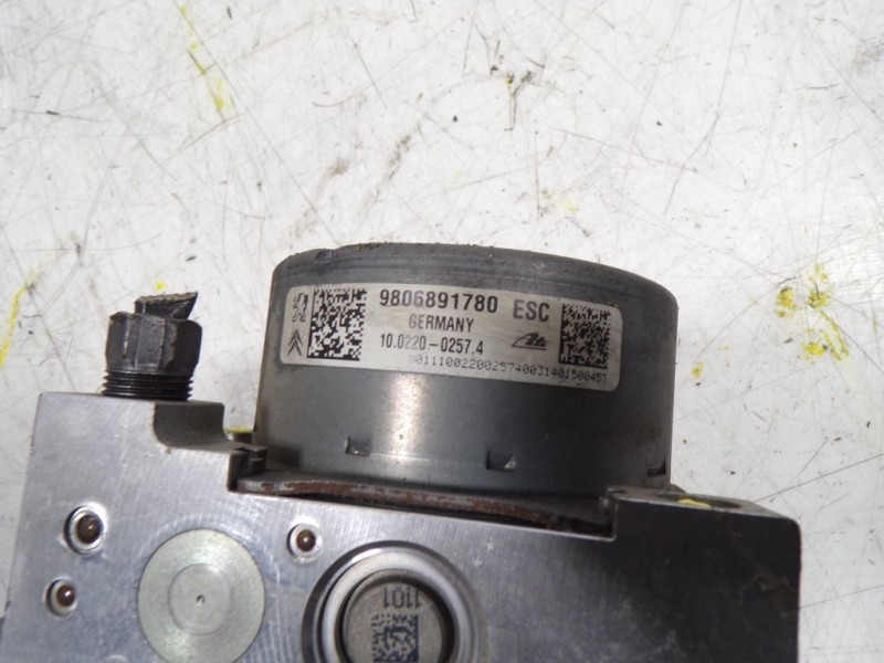 Recambio de abs para peugeot 208 1.4 hdi fap referencia OEM IAM 1610134480 9806891780 10091511783