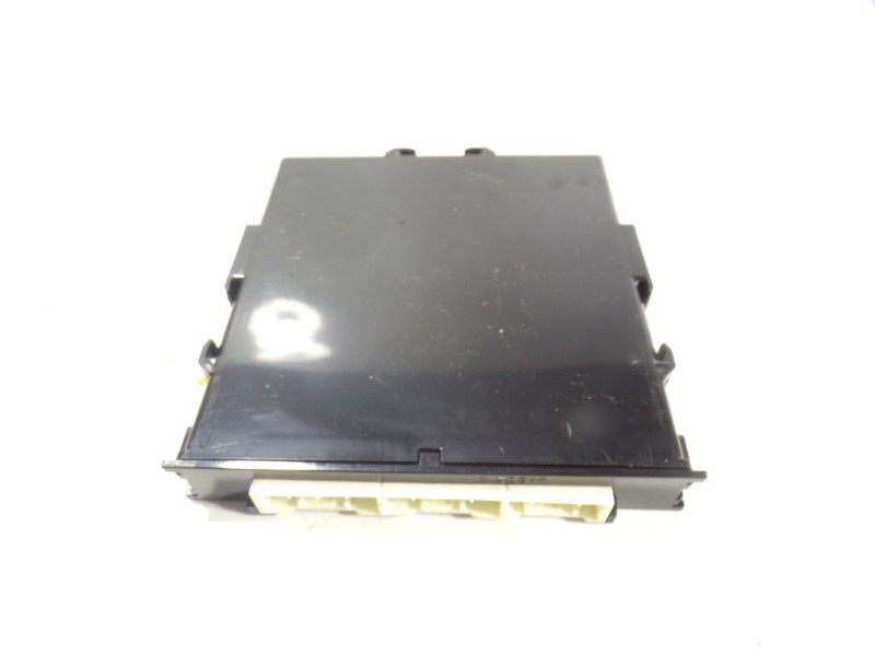 Recambio de modulo electronico para toyota prius+ advance referencia OEM IAM 8999047311 8999047311 2329008220