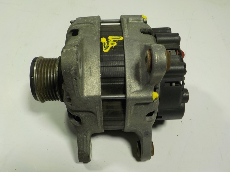 Recambio de alternador para renault clio iv 1.5 dci diesel fap energy referencia OEM IAM  231008918R 