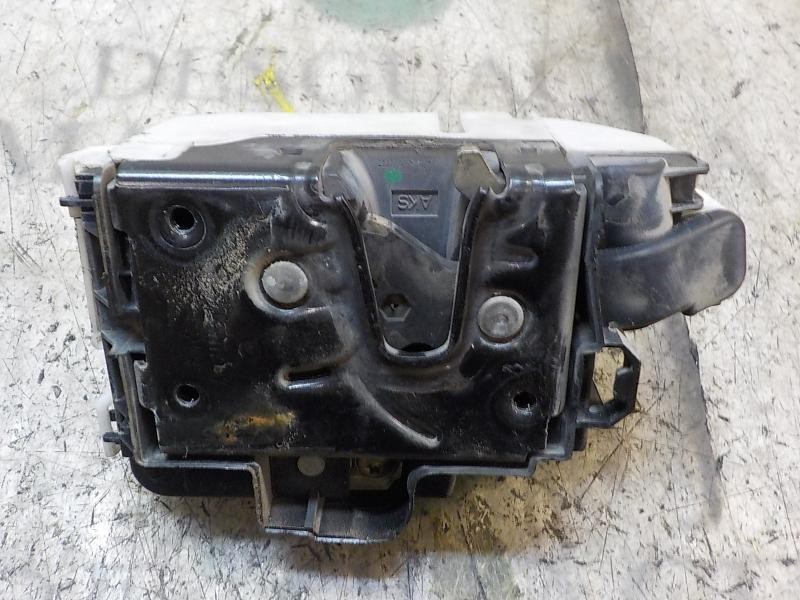 Recambio de cerradura puerta delantera derecha para volkswagen polo berlina (6n1) 1.4 referencia OEM IAM   