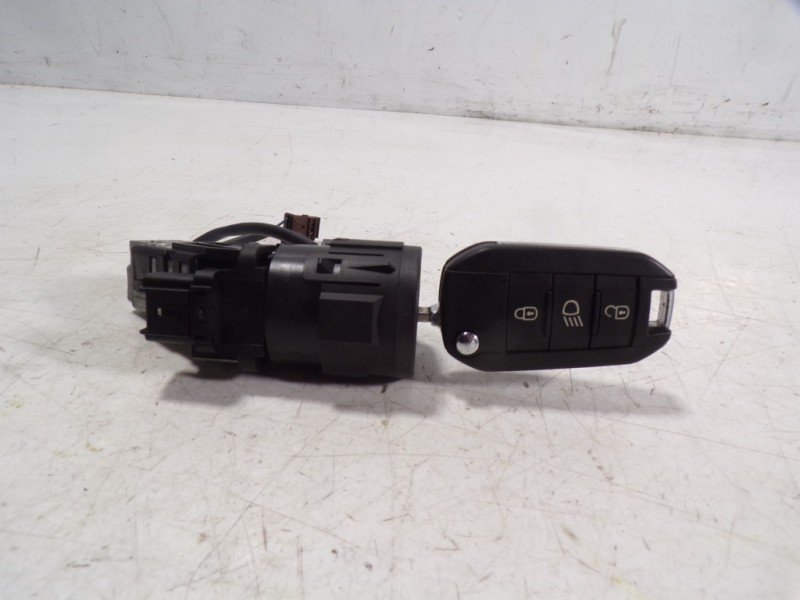 Recambio de antirrobo para peugeot 208 1.4 hdi fap referencia OEM IAM 1608682880 9663113380 