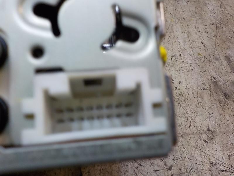 Recambio de sistema audio / radio cd para volkswagen polo berlina (6n1) 1.4 referencia OEM IAM   