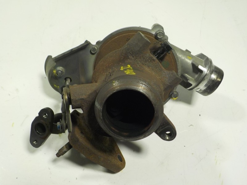 Recambio de turbocompresor para renault clio iv 1.5 dci diesel fap energy referencia OEM IAM  H8201164371 