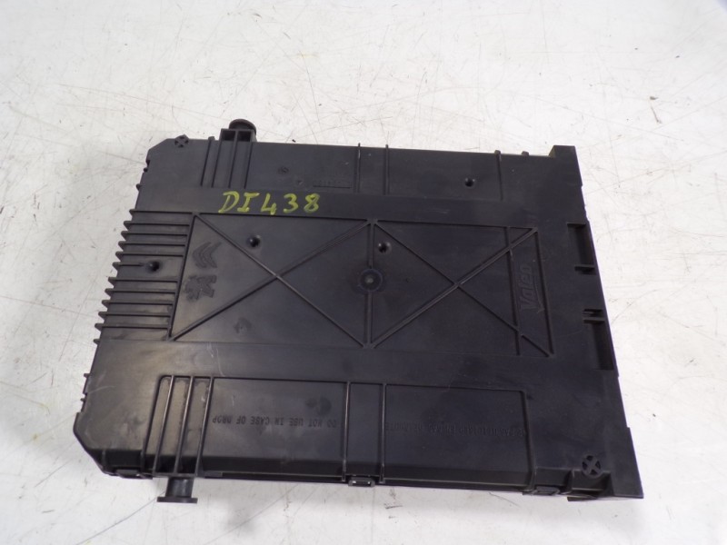 Recambio de caja reles / fusibles para peugeot 208 1.4 hdi fap referencia OEM IAM 1611427780 T1000034Z 6PINS 