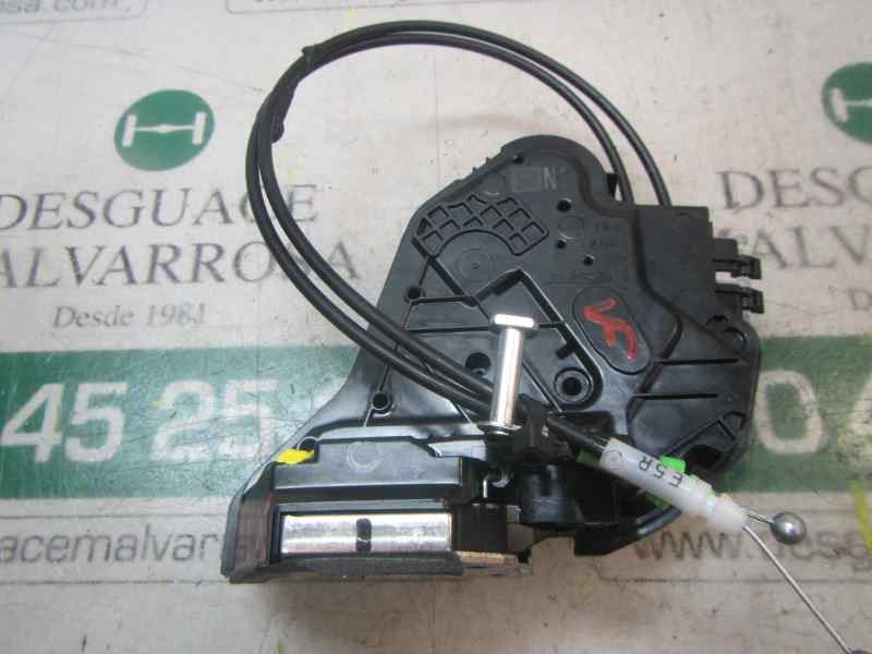 Recambio de cerradura puerta trasera derecha para toyota aygo 1.0 vvti referencia OEM IAM 6905002390  