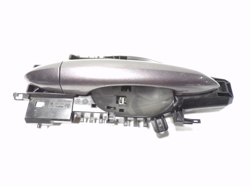 Recambio de maneta exterior delantera derecha para alfa romeo giulia (952) 2.2 jtdm cat referencia OEM IAM 156113674 252266RH 25