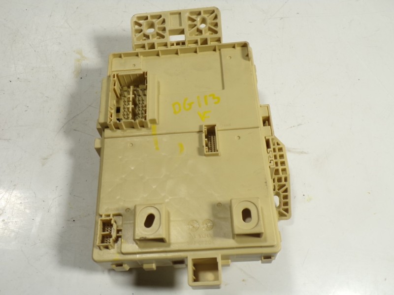 Recambio de caja reles / fusibles para hyundai i30 fastback 1.4 tgdi cat referencia OEM IAM 91950G4050 91950G4050 