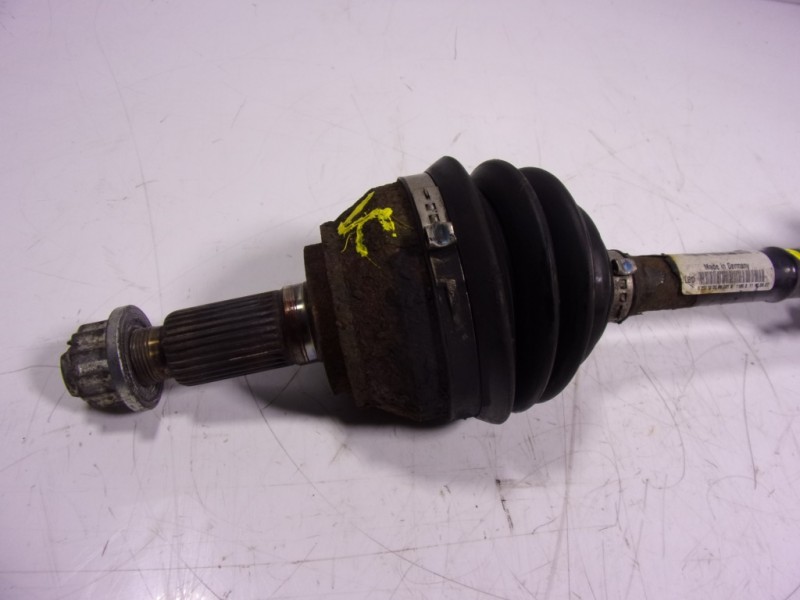 Recambio de transmision izquierda para audi q7 (4l) 3.0 v6 24v tdi referencia OEM IAM 7L0407271F  