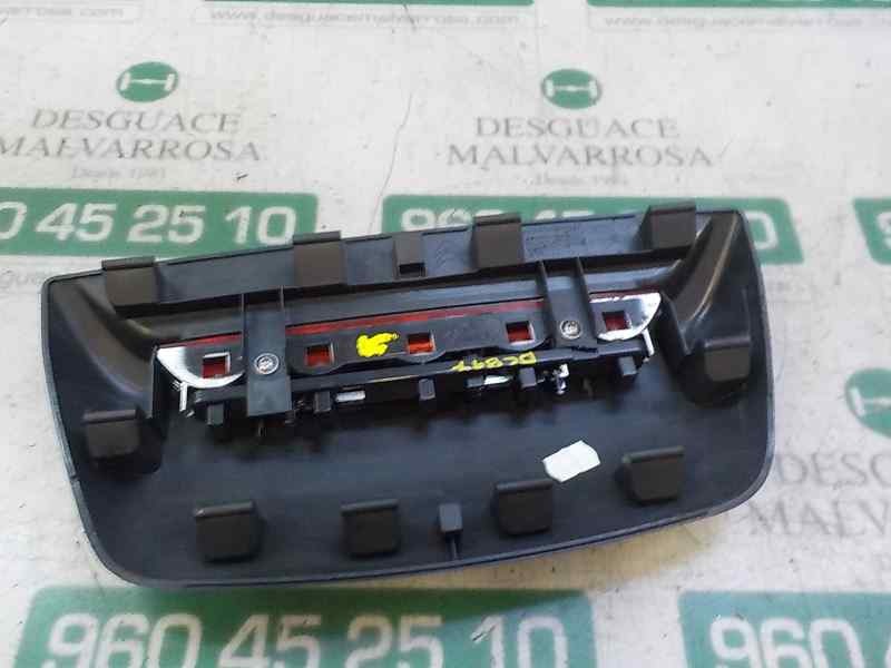 Recambio de piloto trasero central para citroën c-elysée exclusive referencia OEM IAM 9675807280  