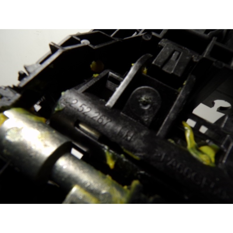 Recambio de maneta exterior trasera izquierda para alfa romeo giulia (952) 2.2 jtdm cat referencia OEM IAM 156113674 252267 2522