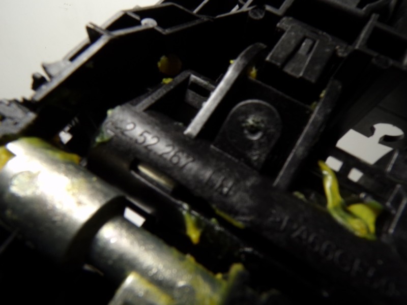 Recambio de maneta exterior trasera izquierda para alfa romeo giulia (952) 2.2 jtdm cat referencia OEM IAM 156113674 252267 2522