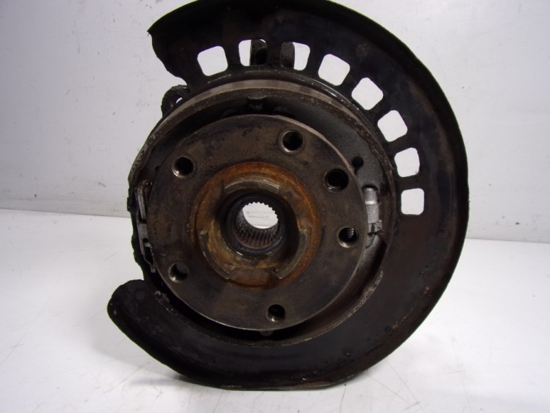 Recambio de mangueta trasera izquierda para audi q7 (4l) 3.0 v6 24v tdi referencia OEM IAM 7L8505435  7L0498287