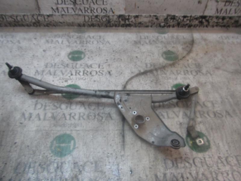 Recambio de articulacion limpia delantero para dacia logan laureate referencia OEM IAM 8200619512  