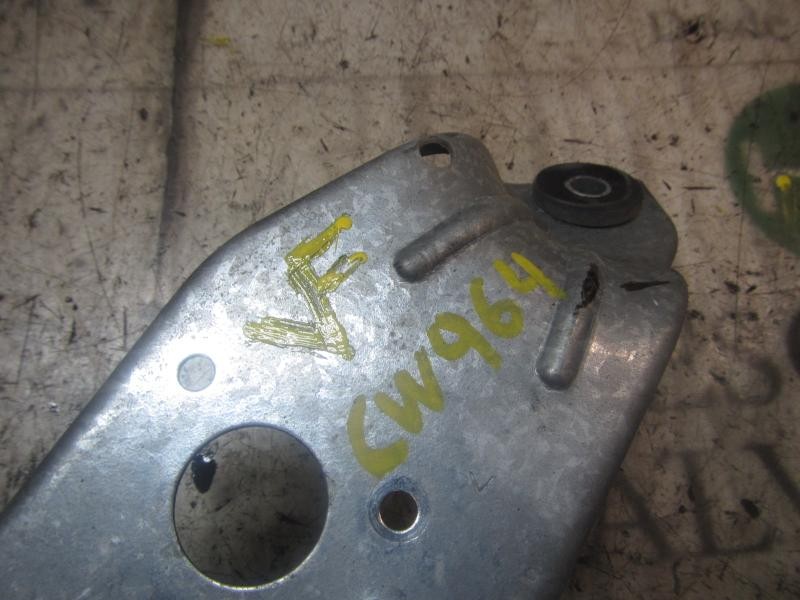 Recambio de articulacion limpia delantero para dacia logan laureate referencia OEM IAM 8200619512  