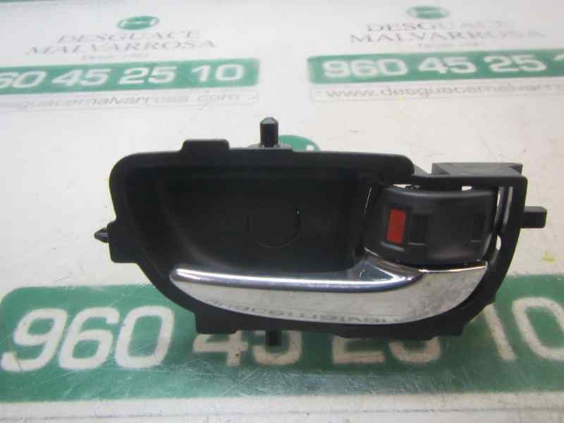 Recambio de maneta interior trasera derecha para toyota aygo 1.0 vvti referencia OEM IAM 692050D201B0  