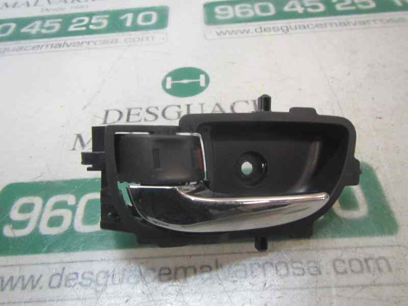 Recambio de maneta interior trasera izquierda para toyota aygo 1.0 vvti referencia OEM IAM 692060D281B0  